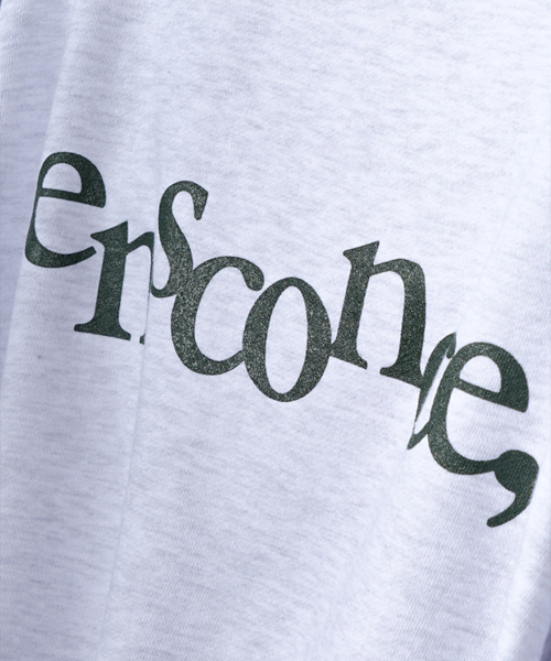 ESN（イーエスエヌ）の「EnScoNce グラフィックオーバーサイズスウェットシャツ ホワイトメランジ（スウェット・メンズ・その他・LARGE/MEDIUM）」の2枚目の写真
