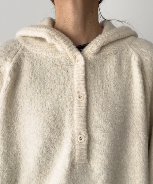 CANAL JEAN（キャナルジーン）の「diggity　パーカーニットプルオーバー（ニット/セーター・レディース・アイボリー/チャコールグレー・ONE SIZE）」の13枚目の写真