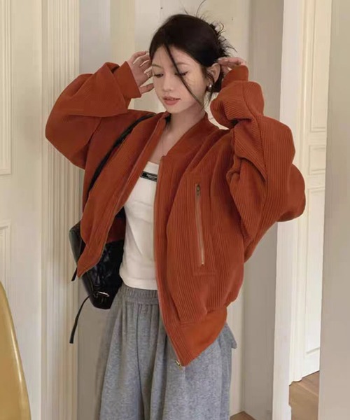AsheKsha(アシクシャ)の「レトロでゆるやかなシルエットの万能コート(MA-1・レディース・ブラック/オレンジ・M)」の15枚目の写真