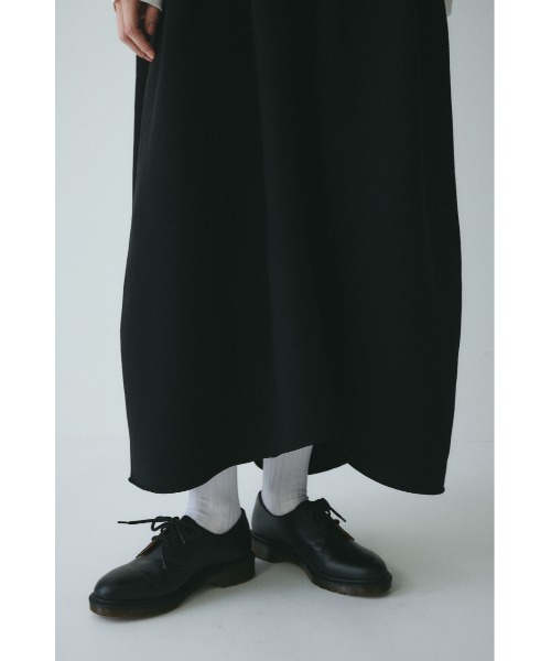 HeRIN.CYE（ヘリンドットサイ）の「Jersey volume knit skirt　　ジャージボリュームニットスカート（スカート・レディース・ブラック/ブルー/ライトグレー・FREE）」の11枚目の写真