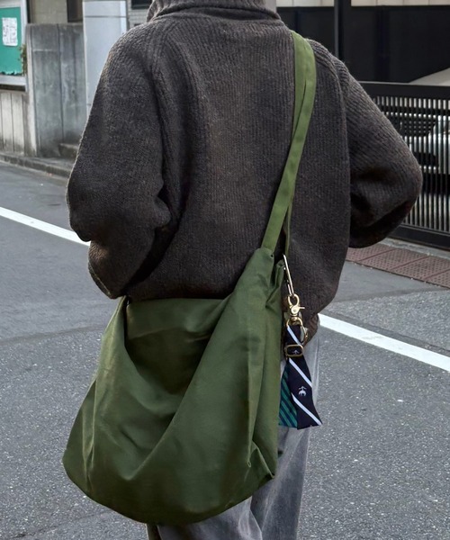 AUREN(オーレン)の「【ユニセックス】ダブルショルダーバッグ(ショルダーバッグ・メンズ・ブラック/グリーン/ホワイト/オレンジ・FREE)」の11枚目の写真