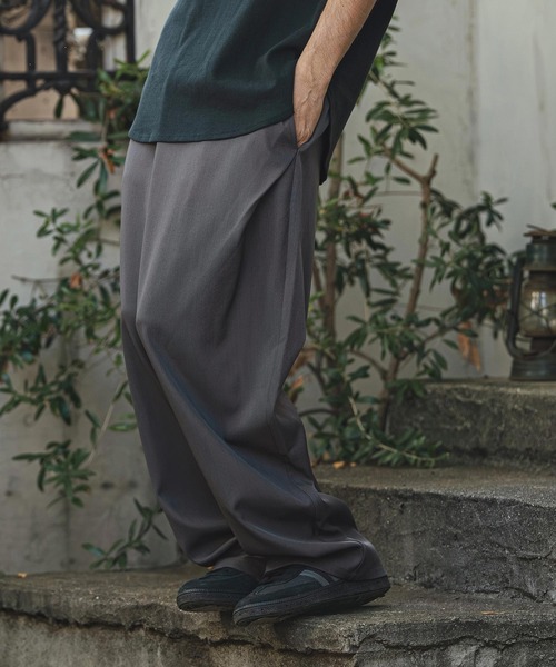 CAMBIO（カンビオ）の「mp14473- Tropical Wide Straight Pants イージースラックスパンツ(S63226cmb)（スラックス・メンズ・チャコール/キナリ/グレイッシュベージュ/ブラック・L/M/S）」の15枚目の写真
