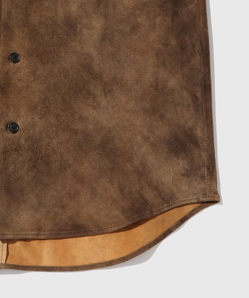 ADAM ET ROPE'（アダムエロペ）の「ヴィンテージライク ゴート スエード シャツ（カバーオール・メンズ・ブラウン・L/M）」の10枚目の写真