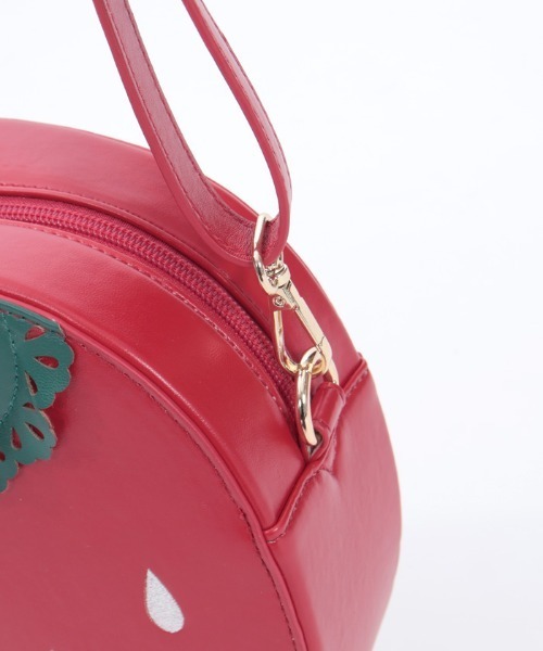 Chalmiere（シャルミエール）の「いちごショルダーバッグ（ショルダー