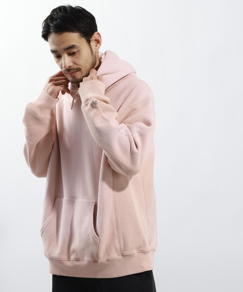 BAYFLOW（ベイフロー）の「HUG FITスウェットフーディー（パーカー・メンズ・チャコール/ピンク・MEDIUM/LARGE）」の19枚目の写真