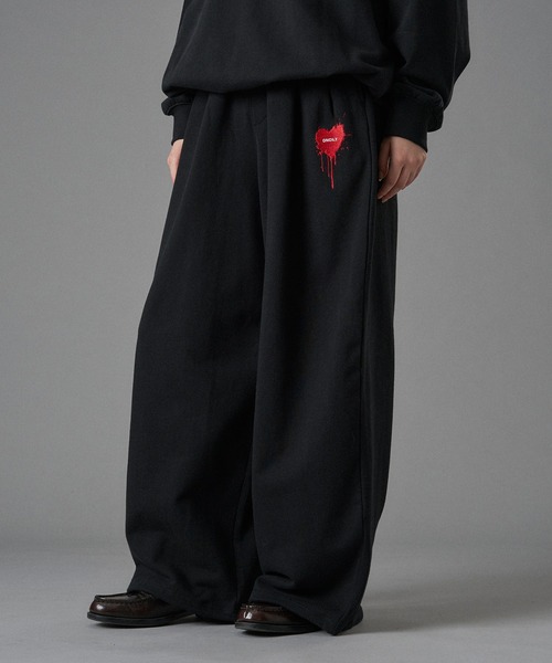 HEART LOGO WIDE SWEATPANTS / ハートロゴワイドスウェットパンツ