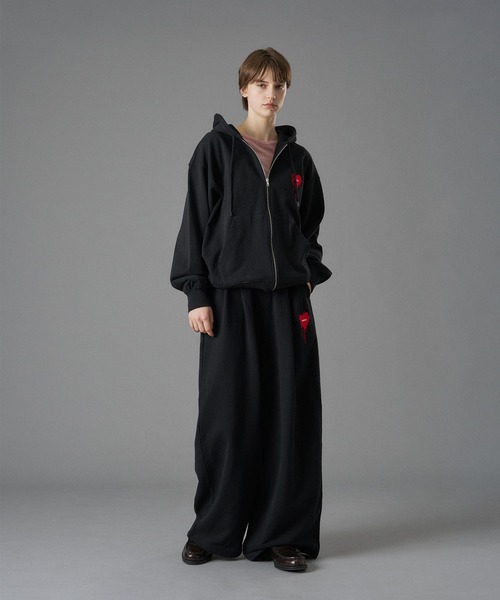 HEART LOGO WIDE SWEATPANTS / ハートロゴワイドスウェットパンツ