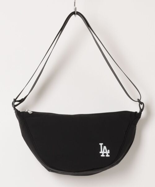 MLB(メジャーリーグベースボール)の「MLB ラウンドミニショルダーバッグ1【ヤンキース/ドジャース】(ショルダーバッグ・レディース・ブラック/ブラック×ホワイト・FREE)」の2枚目の写真