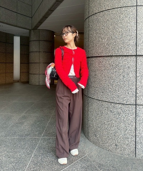emmi(エミ)の「2wayシャーリングブラウス(カーディガン/ボレロ・レディース・オフホワイト/チェック/レッド・F)」の20枚目の写真