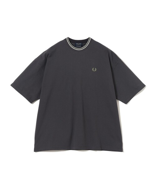BEAMS（ビームス）の「FRED PERRY / 【別注】オーバーサイズ ティップライン ピケ Tシャツ（Tシャツ/カットソー・メンズ・チャコールグレー/ホワイト/ブラック・XL/L/M/S）」の3枚目の写真
