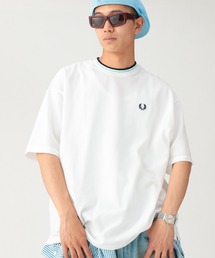 BEAMS（ビームス）の「【別注】FRED PERRY / オーバーサイズ ティップライン ピケ Tシャツ（Tシャツ/カットソー）」