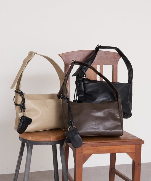 CIAOPANIC TYPY(チャオパニックティピー)の「:【PON企画】ミニポーチショルダー付きBAG(ショルダーバッグ・レディース・ブラック/ダークブラウン/ベージュ・ONE SIZE)」の4枚目の写真