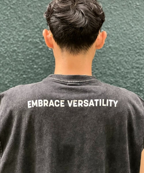 NEWTRAL(ニュートラル)の「【NEWTRAL】Washed Loose Fit Sleeveless T-shirt Embrace Versatility(Tシャツ/カットソー・メンズ・ブラック・MEDIUM/LARGE/X-LARGE)」の4枚目の写真