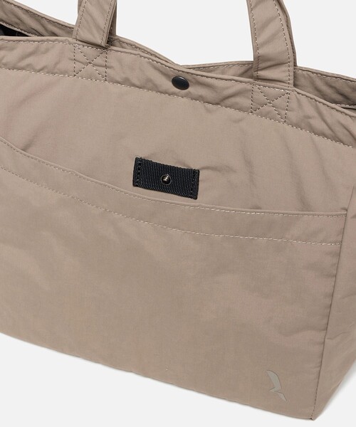 AIGLE(エーグル)の「撥水 ネイバーフッド 2way ショルダーバッグ 10L(ショルダーバッグ・レディース・ブラウン/ブラック・FREE)」の12枚目の写真