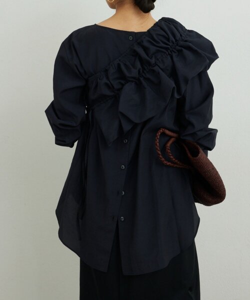 GALLARDAGALANTE(ガリャルダガランテ)の「マルチWAYシャツ(シャツ/ブラウス・レディース・ブルー/ブラック/ベージュ・FREE)」の6枚目の写真