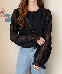 ラウンドネックシャーリングブラウス