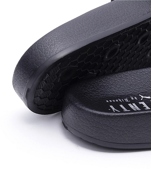 PUMA（プーマ）の「LEADCAT FENTY (WOMEN)（サンダル・レディース・ホワイト/ブラック/ピンク・22.0cm/23.0cm/24.0cm/25.0cm/26.0cm）」の10枚目の写真