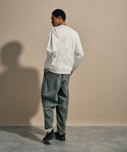NUMERALS（ヌメラルズ）の「[NUMERALS]N-LOGO LONG SLEEVED T（Tシャツ/カットソー・メンズ・ブラック/ホワイト・LARGE/MEDIUM）」の4枚目の写真