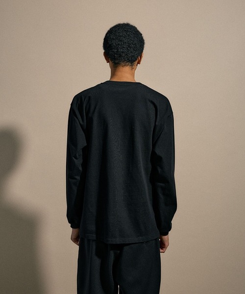 NUMERALS（ヌメラルズ）の「[NUMERALS]N-LOGO LONG SLEEVED T（Tシャツ/カットソー・メンズ・ブラック/ホワイト・LARGE/MEDIUM）」の21枚目の写真