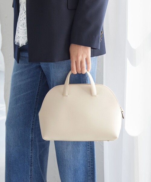 green label relaxing(グリーンレーベルリラクシング)の「【WEB限定】2WAY ラウンド ボストンバッグ / ショルダーバッグ(ショルダーバッグ・レディース・ブラック/ナチュラル/モカ・FREE)」の9枚目の写真