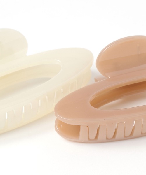 LAKOLE（ラコレ）の「オーバルバンスクリップ / 648469（バレッタ/ヘアクリップ・レディース・ベージュ/ブラック/オフホワイト・FREE）」の8枚目の写真