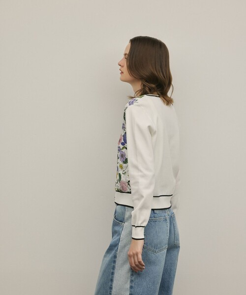 GRACE CONTINENTAL（グレースコンチネンタル）の「フラワープリントニットカーディガン（カーディガン/ボレロ・レディース・ホワイト/ブラック・36）」の11枚目の写真