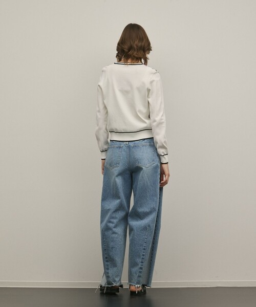 GRACE CONTINENTAL（グレースコンチネンタル）の「フラワープリントニットカーディガン（カーディガン/ボレロ・レディース・ホワイト/ブラック・36）」の16枚目の写真