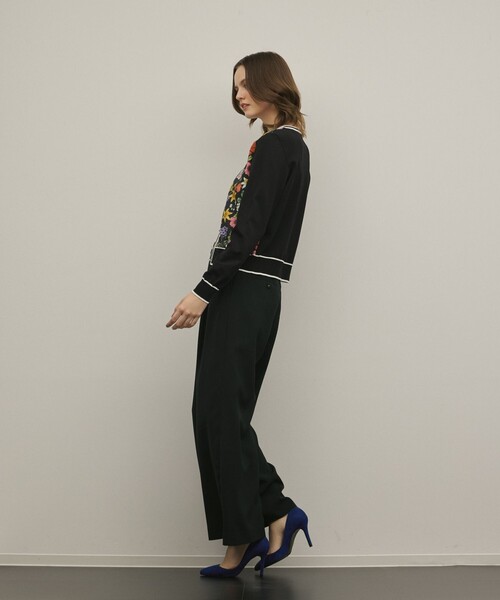 GRACE CONTINENTAL（グレースコンチネンタル）の「フラワープリントニットカーディガン（カーディガン/ボレロ・レディース・ホワイト/ブラック・36）」の20枚目の写真