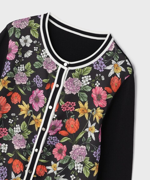 GRACE CONTINENTAL（グレースコンチネンタル）の「フラワープリントニットカーディガン（カーディガン/ボレロ・レディース・ホワイト/ブラック・36）」の8枚目の写真