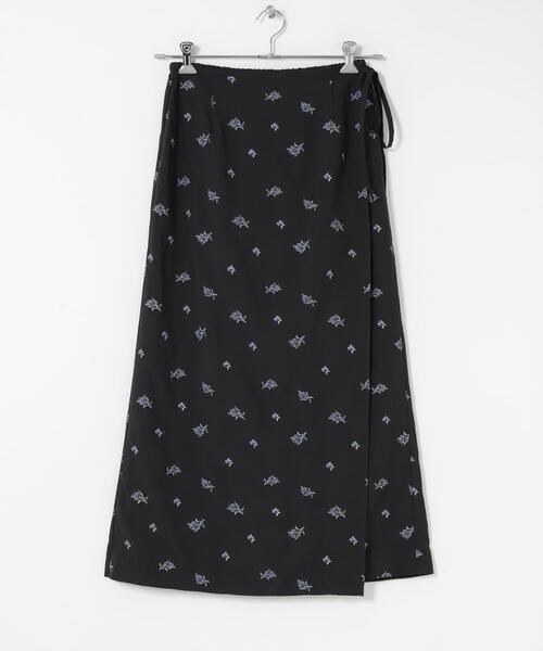 URBAN RESEARCH ROSSO WOMEN（アーバンリサーチ　ロッソ）の「フラワー刺繍ラップストレートスカート（スカート・レディース・ブラック・FREE）」の12枚目の写真