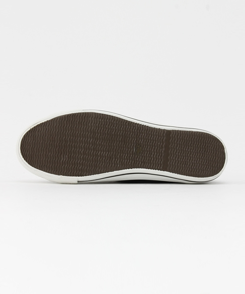 LEPSIM（レプシィム）の「ローカットスニーカーSS　710797（スニーカー・レディース・ブラック/オフホワイト・MEDIUM/LARGE）」の4枚目の写真