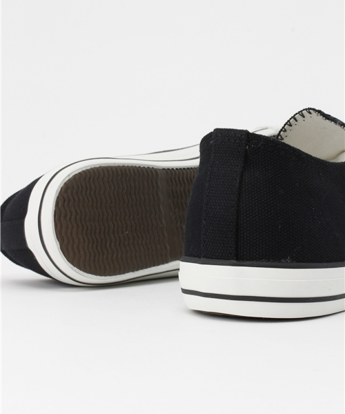 LEPSIM（レプシィム）の「ローカットスニーカーSS　710797（スニーカー・レディース・ブラック/オフホワイト・MEDIUM/LARGE）」の8枚目の写真