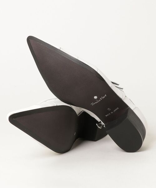 TORNADO MART（トルネードマート）の「TORNADO MART∴トリニティポインテッドシューズ（スリッポン・メンズ・ホワイト/ブラック・S/L/M）」の4枚目の写真