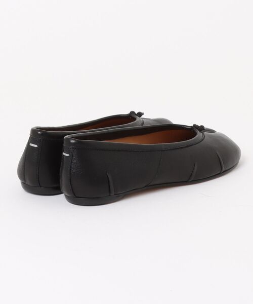Maison Margiela（メゾンマルジェラ）の「Maison Margiela TABI BALLERINA（バレエシューズ・レディース・ブラック・36/37/38/35）」の2枚目の写真