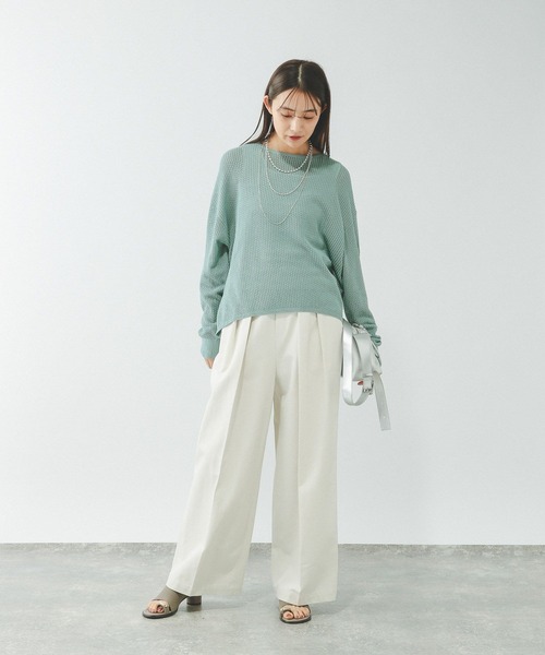 GLOBAL WORK（グローバルワーク）の「サラサラDRYスクエアタンク/636753（タンクトップ・レディース・ホワイト/キャメル/ダークブラウン/アイボリー/ブラック・X-SMALL/X-LARGE/MEDIUM/SMALL/LARGE/XX-LARGE）」の11枚目の写真