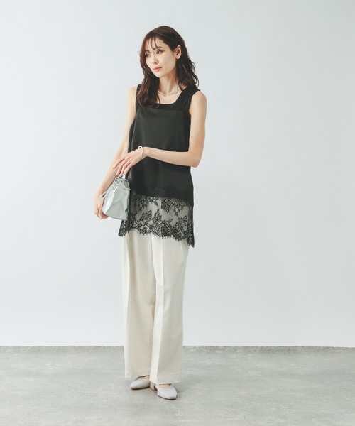 GLOBAL WORK（グローバルワーク）の「サラサラDRYスクエアタンク/636753（タンクトップ・レディース・ホワイト/キャメル/ダークブラウン/アイボリー/ブラック・X-SMALL/X-LARGE/MEDIUM/SMALL/LARGE/XX-LARGE）」の14枚目の写真