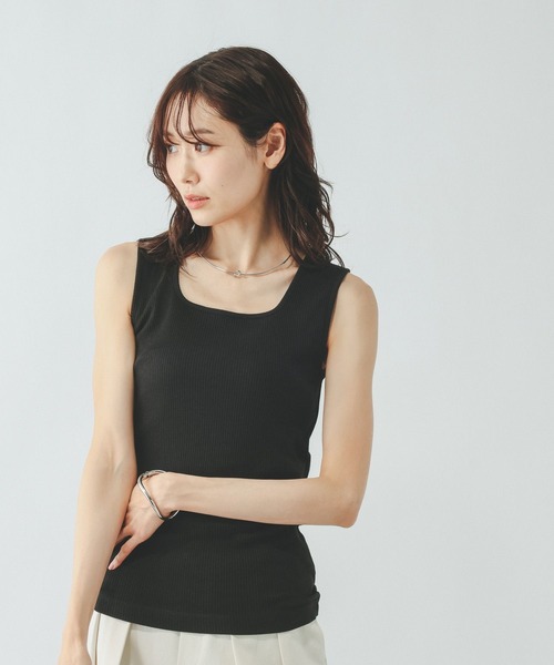 GLOBAL WORK（グローバルワーク）の「サラサラDRYスクエアタンク/636753（タンクトップ・レディース・ホワイト/キャメル/ダークブラウン/アイボリー/ブラック・X-SMALL/X-LARGE/MEDIUM/SMALL/LARGE/XX-LARGE）」の18枚目の写真