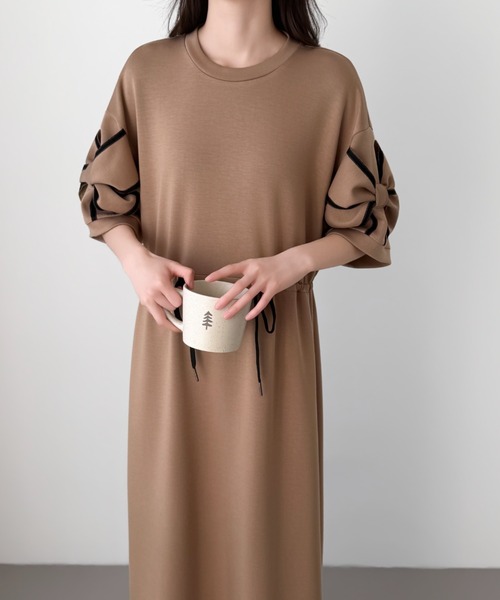 ABITOKYO（アビトーキョー）の「袖配色リボンロングワンピース（ワンピース・レディース・モカ/グレー/ダークグリーン/ブラック・L/M）」の9枚目の写真