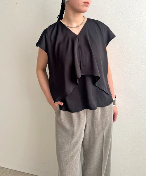 LHELBIE(レルビエ)の「ケープブラウス(シャツ/ブラウス・レディース・オフホワイト/ブラック・M)」の22枚目の写真