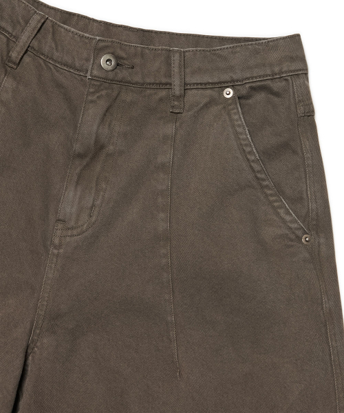 NOMANUAL(NOMANUAL)の「CINCH BACK BERMUDA SHORTS - STONE(その他パンツ・レディース・その他・LARGE/MEDIUM/SMALL/X-LARGE)」の4枚目の写真