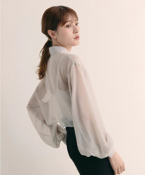 merrylatte（メリーラテ）の「ボリュームスリーブシアーショートシャツ【IROHANI】（シャツ/ブラウス・レディース・グレー/ピンク/ブラック・FREE）」の6枚目の写真