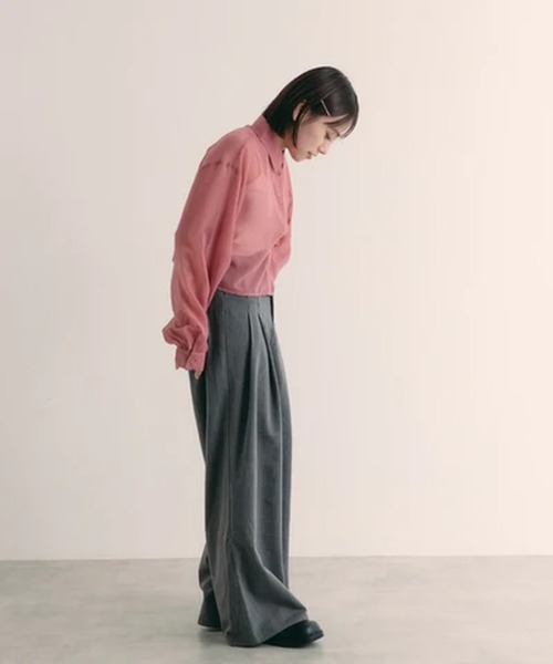 merrylatte（メリーラテ）の「ボリュームスリーブシアーショートシャツ【IROHANI】（シャツ/ブラウス・レディース・グレー/ピンク/ブラック・FREE）」の15枚目の写真