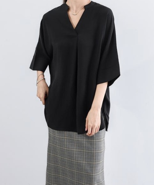 JOHNNY WOLF(ジョニーウルフ)の「NINA キーネック ドルマン ブラウス(シャツ/ブラウス・レディース・ネイビー/ブラック/グレー/ホワイト・FREE)」の16枚目の写真