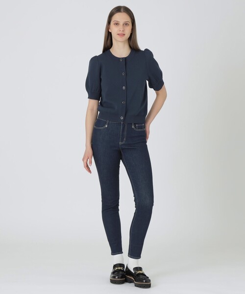 BLUE LABEL CRESTBRIDGE（ブルーレーベルクレストブリッジ）の「【一部店舗限定】ショートカーディガン（ニット/セーター・レディース・オフホワイト/ダークネイビー・40/38）」の7枚目の写真