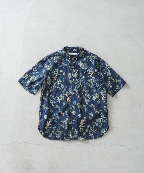 quadro(クオドロ)の「ローン花柄pt BD半袖シャツ(Tシャツ/カットソー・メンズ・ネイビー・MEDIUM/LARGE)」の2枚目の写真