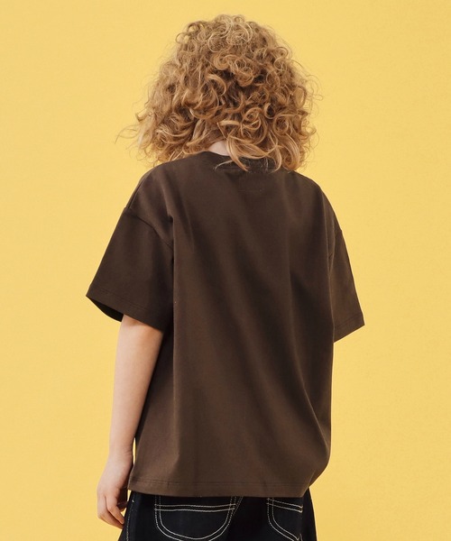 Lee（リー）の「Lee/リー【110-150cm】Leeロゴ ポケットTシャツ（Tシャツ/カットソー・キッズ・チャコール/ホワイト/ブラウン・110/120/130/140/150）」の8枚目の写真