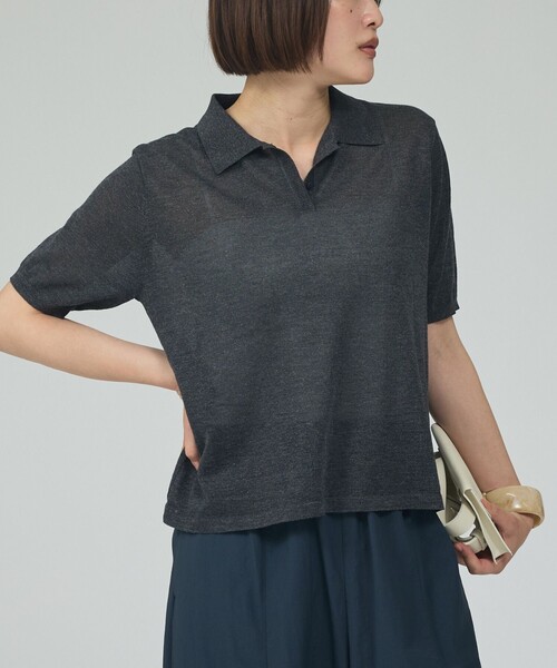 qualite(カリテ)の「ラメポロニットTシャツ 春服 夏服 オフィスカジュアル シアー(Tシャツ/カットソー・レディース・シルバー/ブラウン/チャコールグレー/その他・フリー)」の2枚目の写真