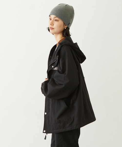 MILKFED.(ミルクフェド)の「BAR LOGO MOUNTAIN JACKET(マウンテンパーカー・レディース・ベージュ/ブラック/ライトブルー・S/M)」の5枚目の写真