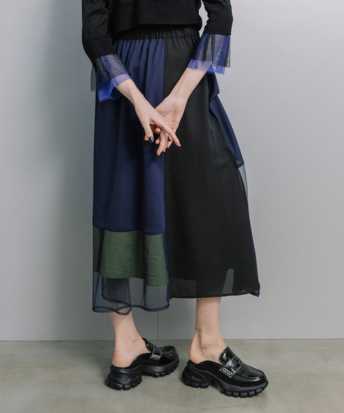 MARECHAL TERRE(マルシャルテル)の「シアーフレアスカート(スカート・レディース・ネイビー/ブラック/チャコールグレー/グレー・MEDIUM)」の6枚目の写真