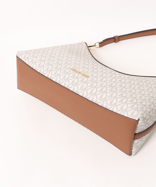 MICHAEL KORS(マイケルコース)の「MD CONV SHOULDER(ショルダーバッグ・レディース・ホワイト系・FREE)」の5枚目の写真